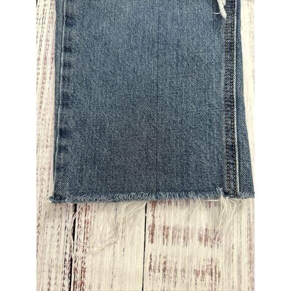 Old Navy Womens High Rise Slouchy Straight Raw Hem Distressed Jeans size 10 - Picture 14 of 14